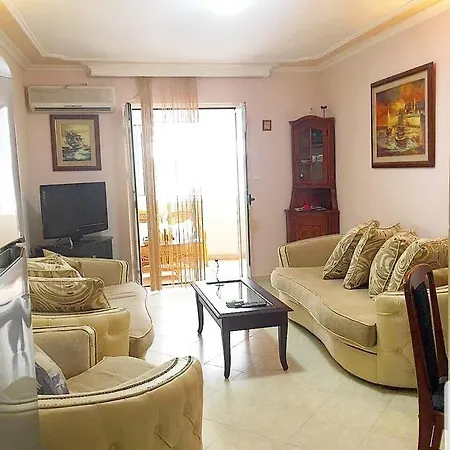 Ana