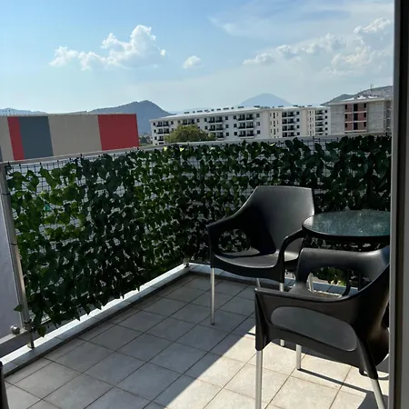 Ana Apartment *
