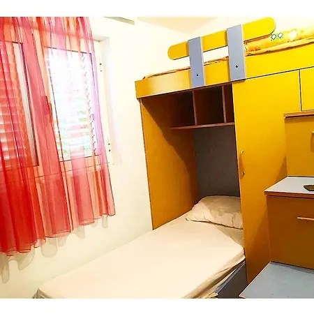 Ana Apartment